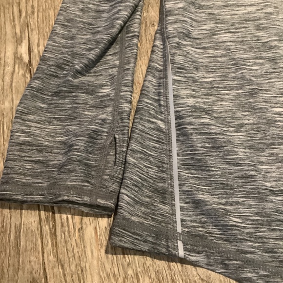 NWOT - Z by Zella Velocity Half-Zip Activewear Hoodie, Heather Gray - Picture 4 of 6